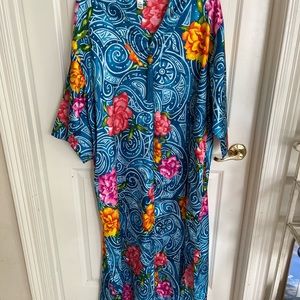 TROPICAL ROBE BY WINLAR🏝️
